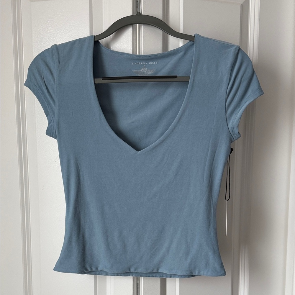 2 Sincerely Jules Short Sleeve Tees